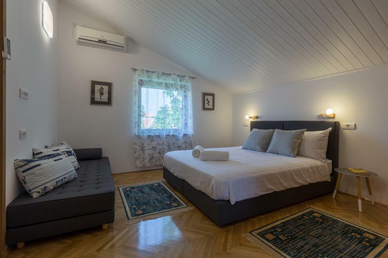 Apartment Lungera Пула Екстериор снимка